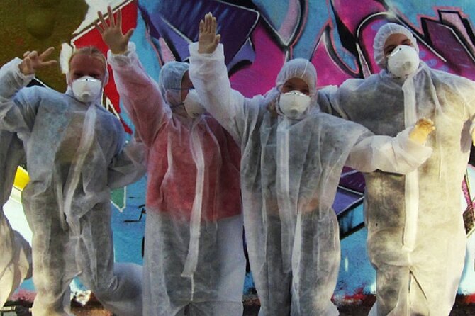 Exclusive Graffiti Workshop in Berlin - Hands-on Spray Painting Lesson