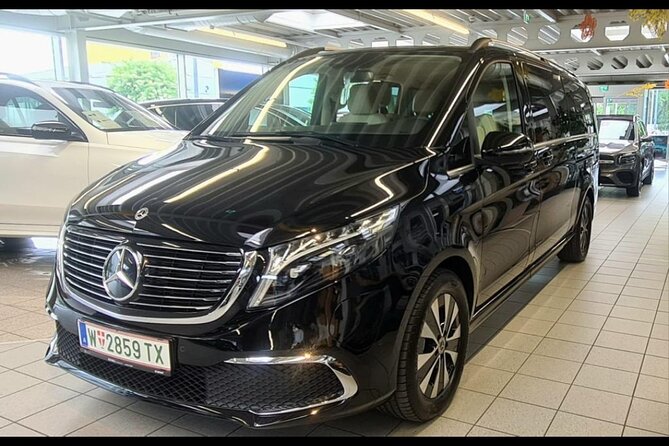 Exclusive Green Airport Limousine Service - Pricing and Terms for Exclusive Green Airport Limousine Service