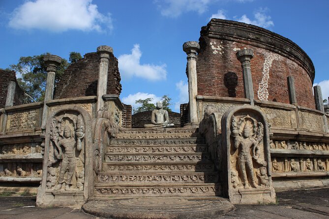 Exclusive Guided Round Tour In 8 Days by a Car or Van - Culinary Experiences
