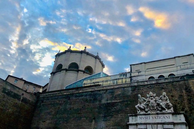 Exclusive Guided Tour: Vatican Museums, Sistine Chapel and St. Peters Basilica. - Inclusions and Meeting Details