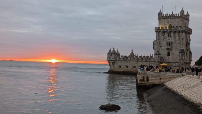 Exclusive Half-Day Lisbon Tour by Tuk Tuk - Tour Highlights