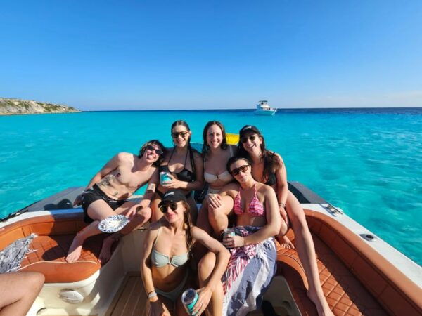 Exclusive Isla Mujeres and Cancun Private Yacht Tour - Boat and Crew Details
