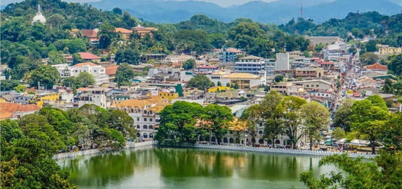Exclusive : Kandy City Tour by car - Who Might Want More?