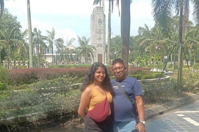 Exclusive Kuala Lumpur Half Day City Tour - Guide and Experience