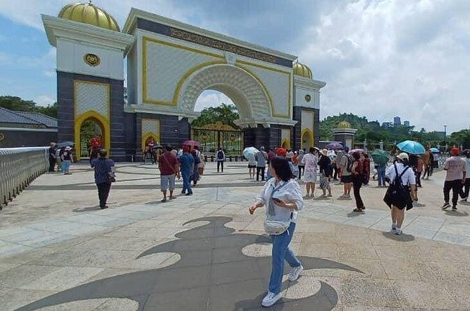 Exclusive Kuala Lumpur Half Day City Tour - Weather Considerations