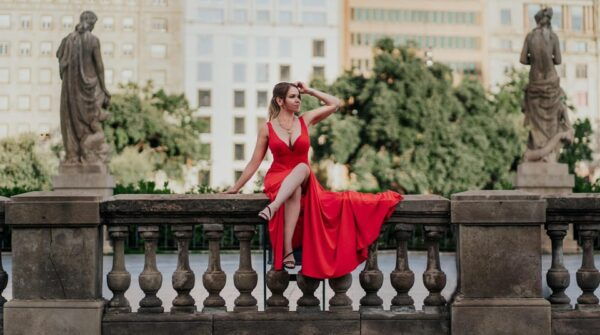 Exclusive Luxury Dress Photoshoot in Barcelona - Target Audience and Benefits