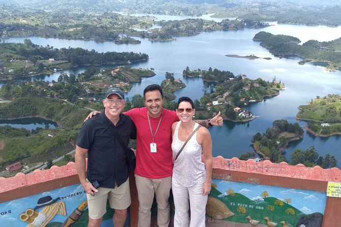 Exclusive Medellin Guatapé & El Peñól Adventure - Itinerary Details