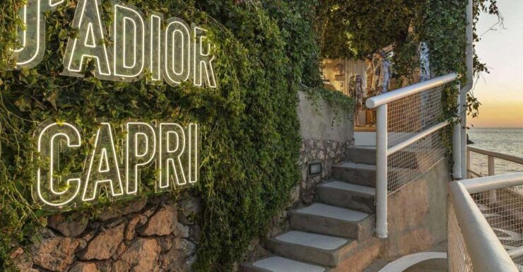 Exclusive Personal Shopper in Capri for a Luxury Experience - Tour Details
