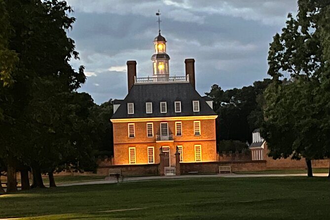 Exclusive Private Colonial Williamsburg Walking Tour by a Local - Exploring Colonial Williamsburg with a Local Expert