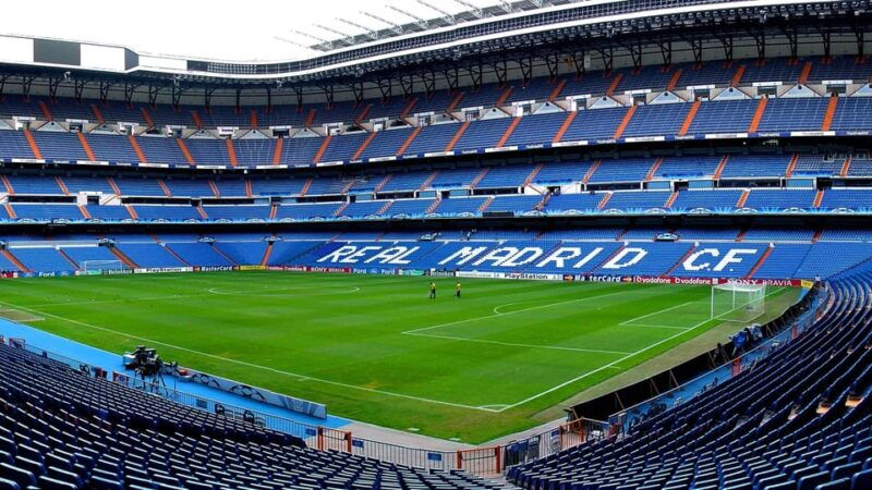 Exclusive Private Guided Tour Bernabéu Stadium(No Big Group) - History of Real Madrid CF