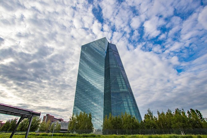 Exclusive Private Guided Tour Through the Architecture of Frankfurt With a Local - Support and Contact Information