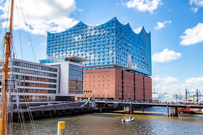 Exclusive Private Guided Tour Through the Architecture of Hamburg With a Local - Overview