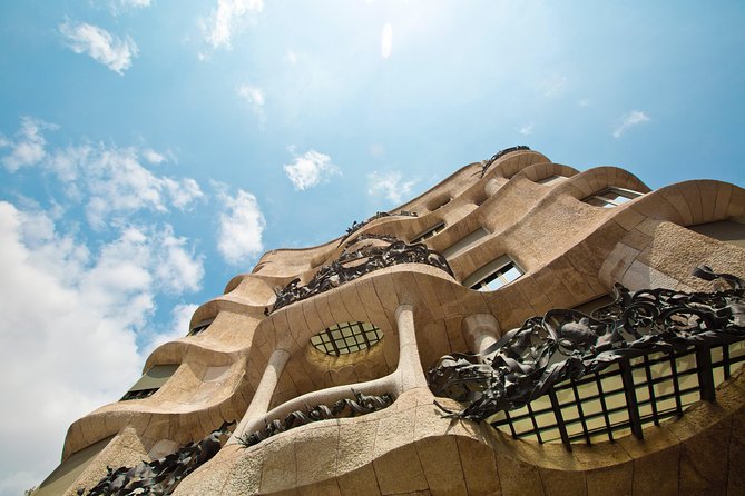 Exclusive Private Guided Tour Through the History of Barcelona With a Local - Pricing and Booking Details