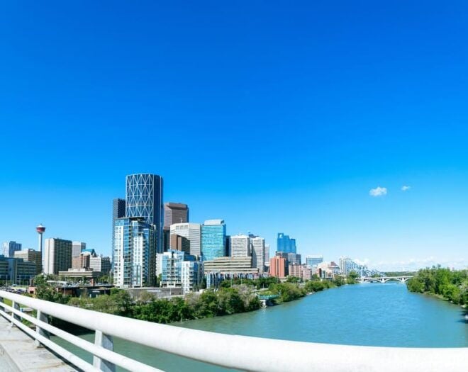 Exclusive Private Shuttle: YYC Airport and Calgary Transfers - Service Features