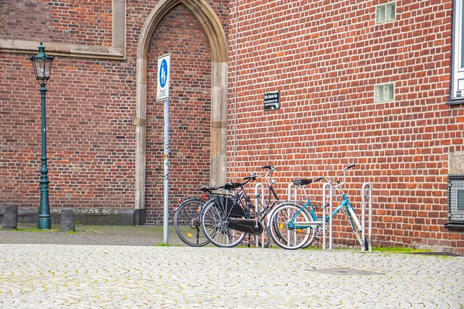 Exclusive Private Tour Through the Architecture of Dusseldorf Guided by a Local - Reviews and Ratings of the Tour