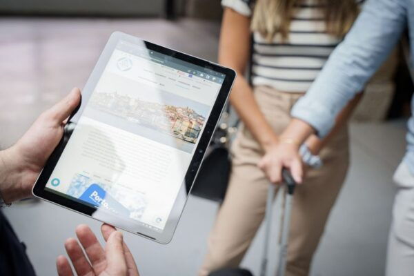 Exclusive Private Transfer Lisbon - Porto - The Sum Up