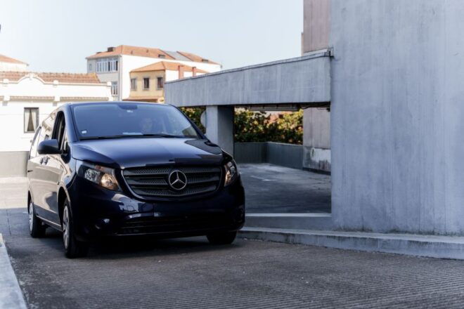 Exclusive Private Transfer Porto Airport - Braga / Guimarães - Flexible Payment Options