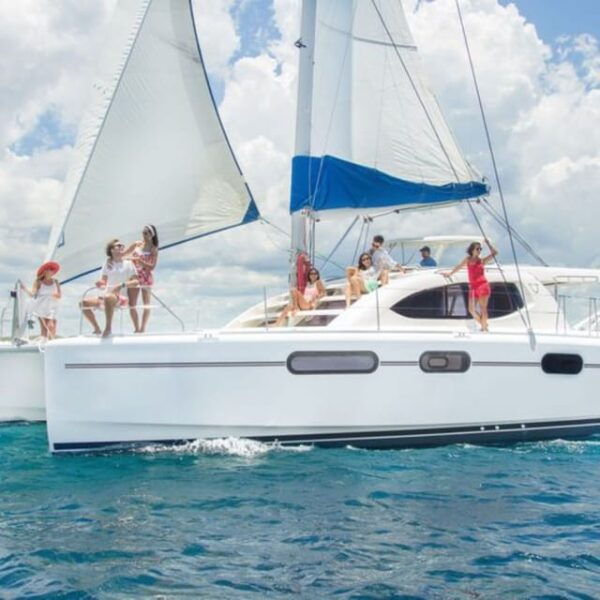 Exclusive Sailing to Isla Mujeres. Top Tour ! - Frequently Asked Questions