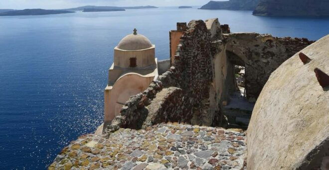 Exclusive Santorini Highlights: Private Half-Day Tour - Explore Ancient Akrotiri