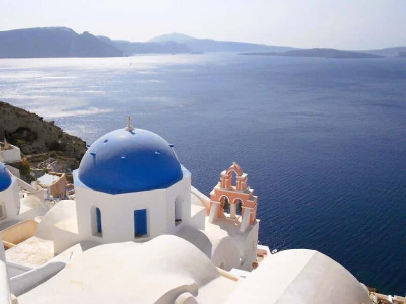 Exclusive Santorini: Oia, Pyrgos & Imerovigli in Small Group - A Deep Dive into the Experience