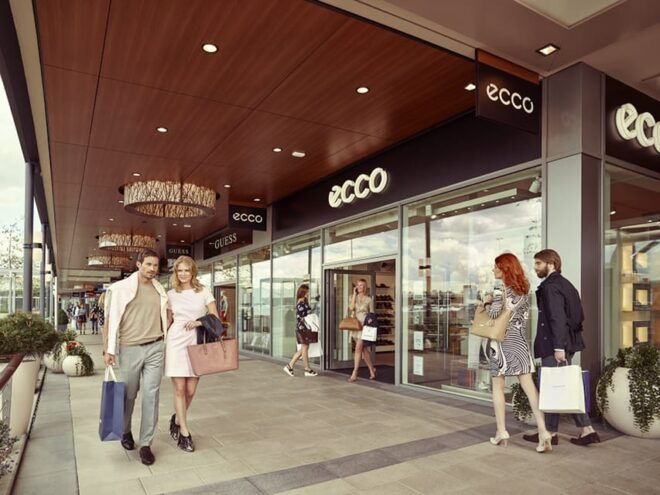 Exclusive Shopping in Fashion Arena Outlet Prague - Customer Ratings and Reviews