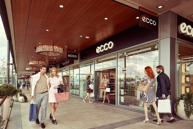 Exclusive Shopping in Fashion Arena Outlet Prague - Shopping Trip Highlights