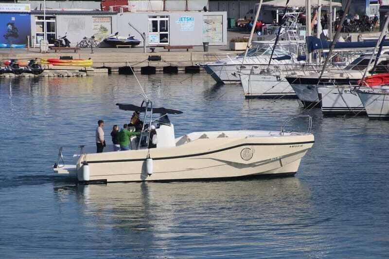 Exclusive sunset cruise in Valencia, Sunset - The Practical Side