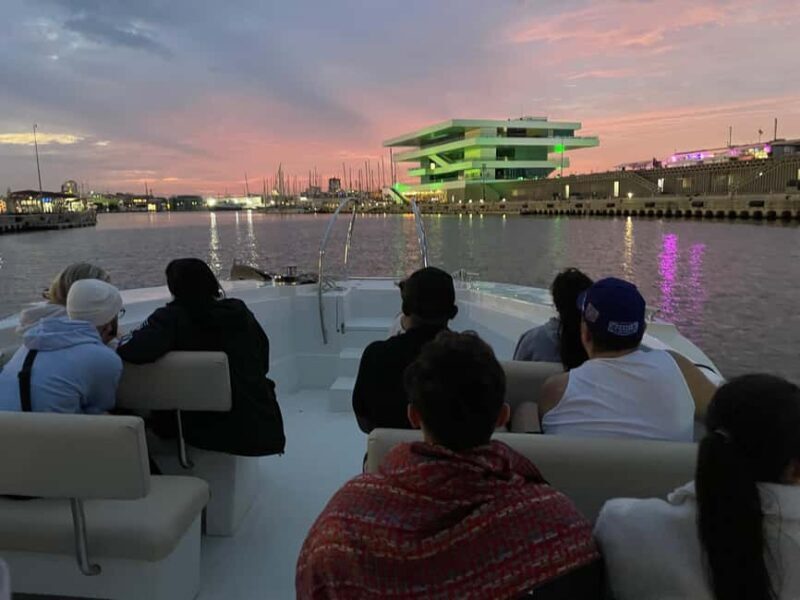 Exclusive sunset cruise in Valencia, Sunset - The Sum Up