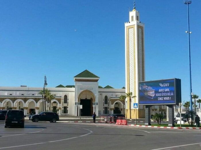 Exclusive Tangier Day Tour From Tarifa to Tanger With Tea - Optional Visits and Experiences