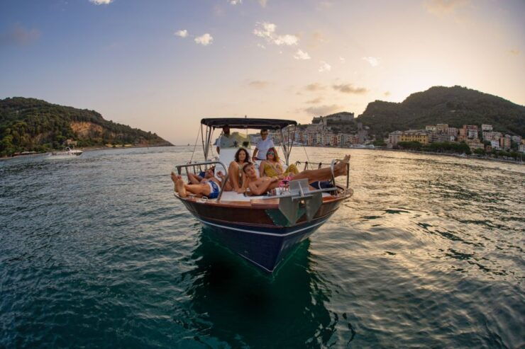 Exclusive Tour 4 Hours: Gulf of Poets, Villages, and Three Islands - Tour Inclusions and Accessibility