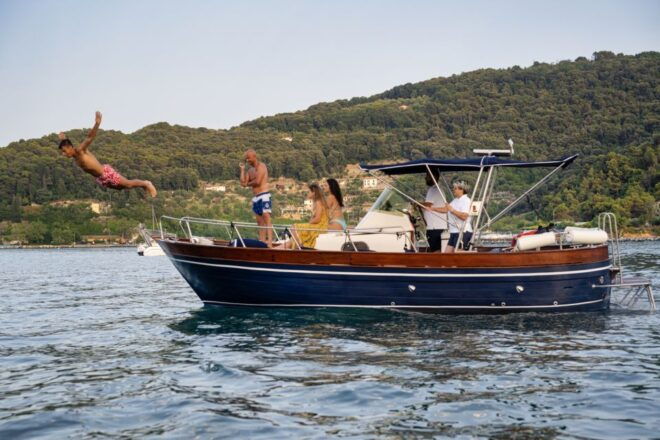 Exclusive Tour 4 Hours: Gulf of Poets, Villages, and Three Islands - Itinerary and Activities