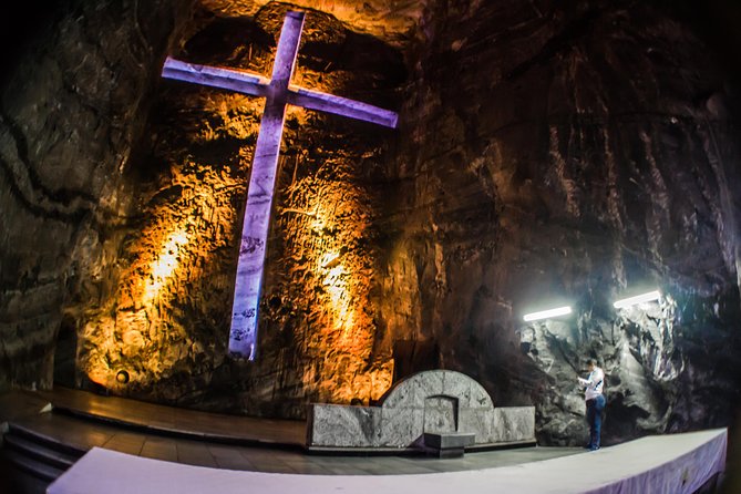 Exclusive Transport Service to Zipaquira Salt Cathedral - Pickup Information
