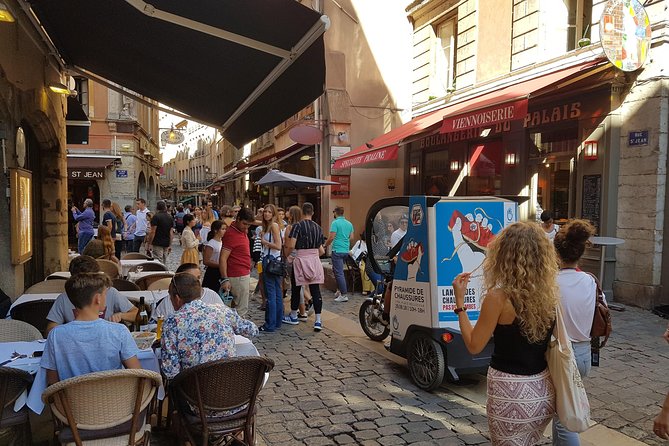 Excursion in Old Lyon by Bicycle Taxi  - Cancel 24H Prior & Full Refund - Affordable Way to Explore Lyon
