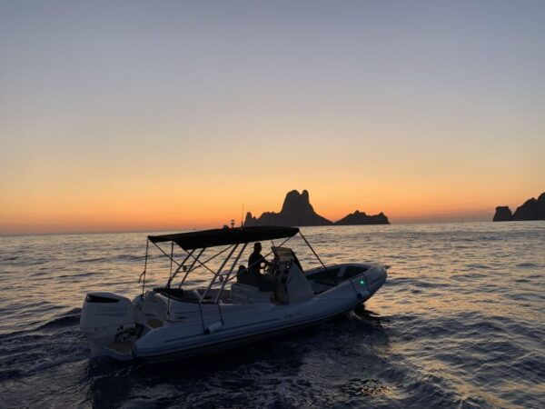 EXCURSION IN PRIVATE BOAT TO ES VEDRA & BEST CAVES OF IBIZA - Frequently Asked Questions