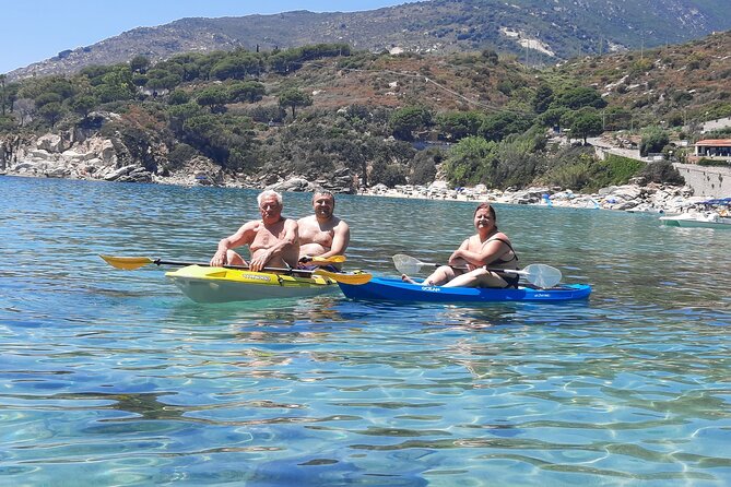 Excursion in the Crystalline Sea of the Island of Elba in Sup and Canoe - Equipment and Inclusions