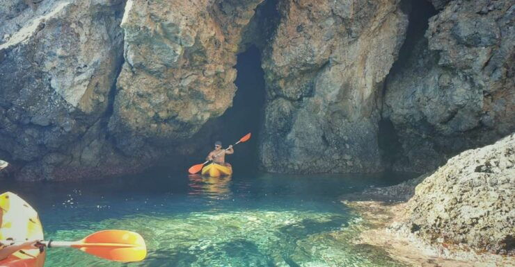 Excursion Kayaking and Snorkeling in the Cliffs of Maro Cerro Gordo - Price and Duration