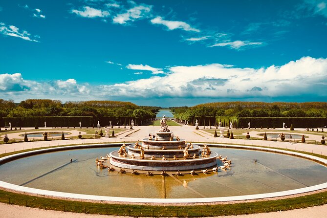 Excursion to Discover the Versailles Monarchy - Copyright and Terms
