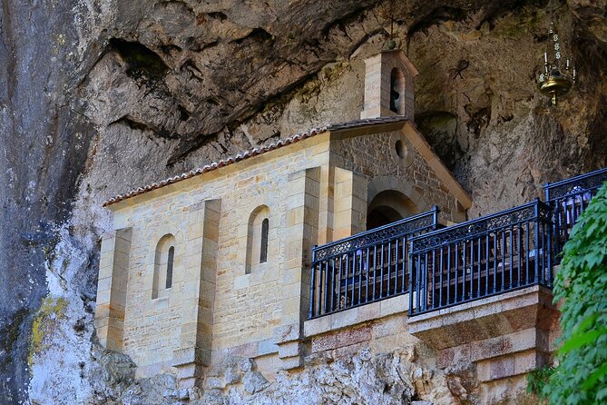 Excursion to Lakes of Covadonga and Cangas De Onís From Oviedo - Highlights of the Excursion
