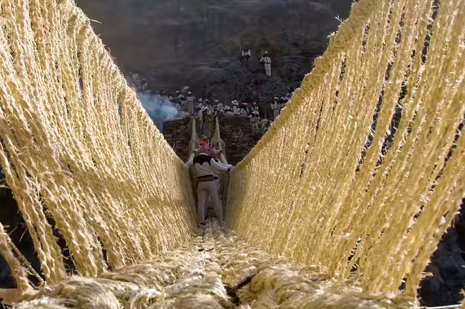 Excursion to Qeswachaca Bridge - Tour Group - Questions and Support for the Excursion