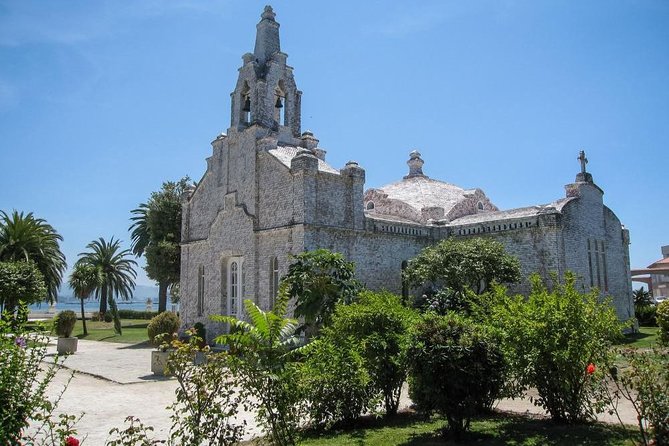 Excursion to Rias Baixas With Boat With Mussels and Wine - Common Questions