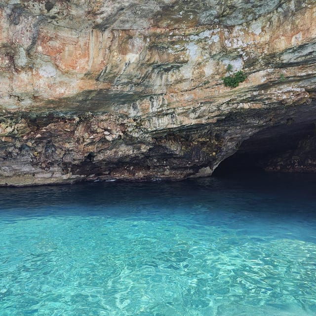 EXCURSION VISIT TO THE SANTA MARIA DI LEUCA CAVES - Inclusions and Amenities