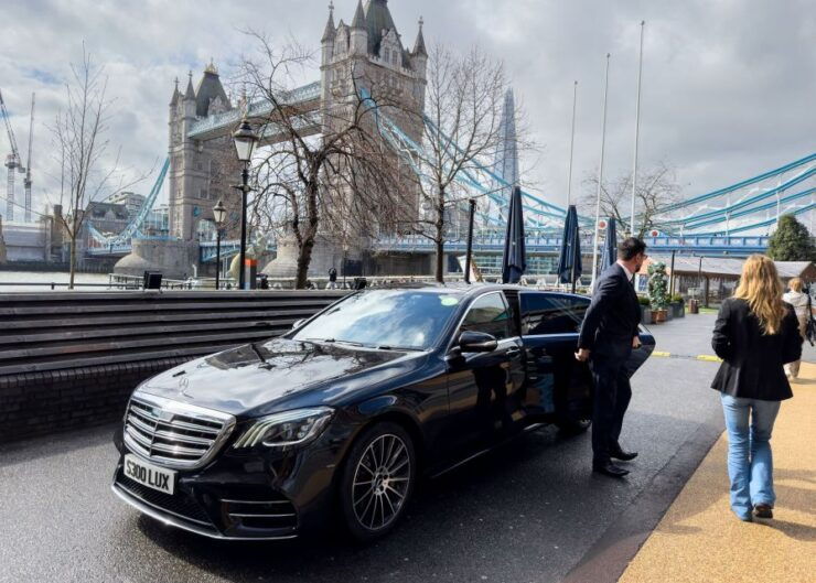 Executive Transfer: Gatwick Airport to Central London - Booking Information