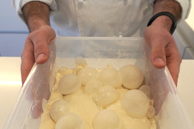 Experience a Real Neapolitan Pizza in Mallorca - Sample Menu