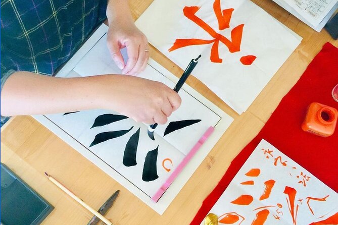 Experience Authentic Japanese Zen Calligraphy Culture (new) - Techniques and Tools for Zen Calligraphy