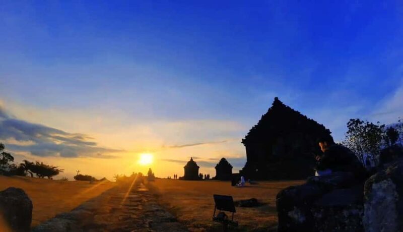 Experience Borobudur Sunrise & Batik Making - Analyzing the Itinerary: What to Expect
