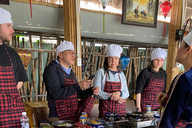 Experience Cooking Class With Local Chef in Hoi an - Fresh Ingredients and Market Visit