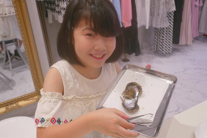 Experience Extracting Pearls From Akoya Oysters - The Sum Up