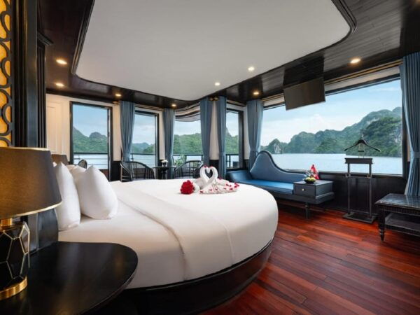 Experience Ha Long Bay 2 Days 1 Night: Lacasta Cruise - Onboard Activities