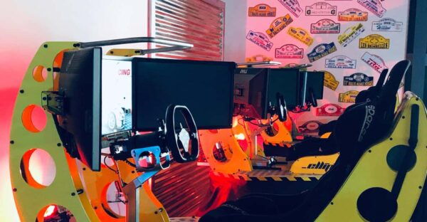 Experience in Dynamic Simulator of Professional Careers in QUERETARO - Race Against Friends and Family
