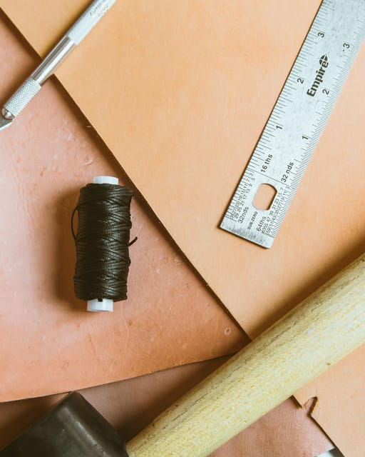 Experience in Leather Goods Workshop- Leather Accessory - Good To Know